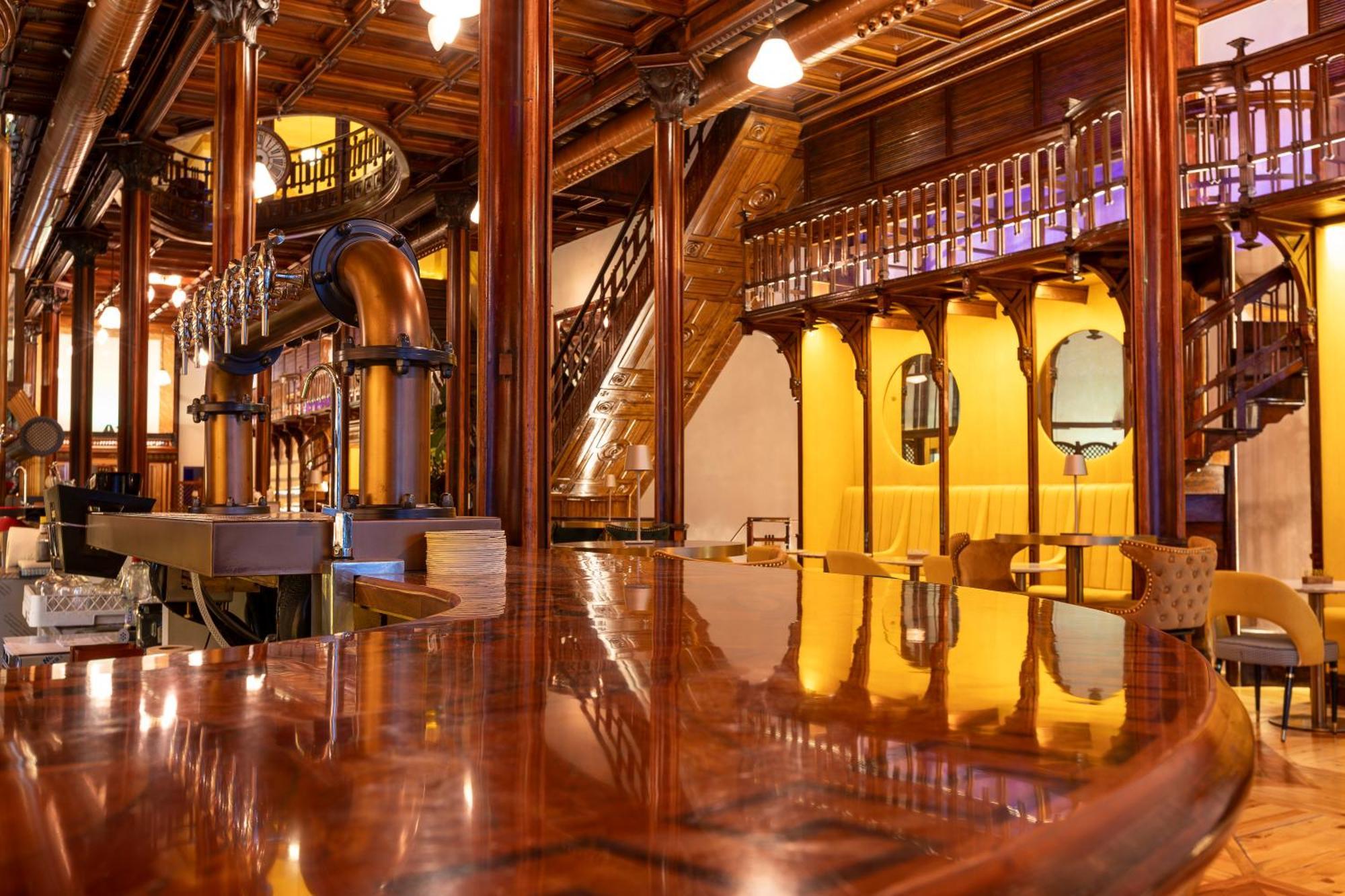 Hotel Las Tres Campanas Badajoz Eksteriør billede